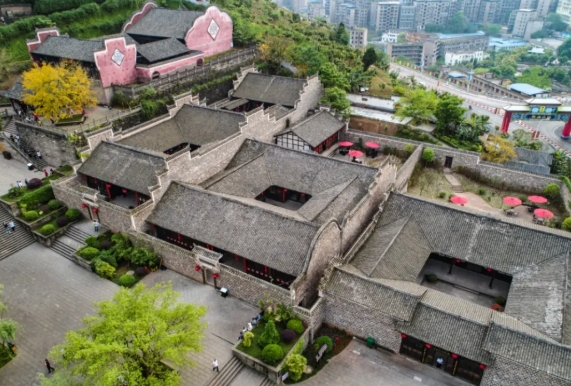 河南廣告片制作:近年中國戶外媒體行業(yè)五大特性 河南廣告片制作:近年中國戶外媒體行業(yè)五大特性