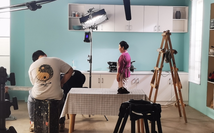 鄭州視頻宣傳片制作價(jià)格？拍一部宣傳片大概需要多少成本？