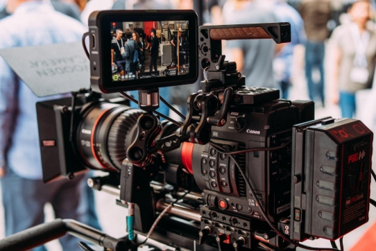 產(chǎn)品廣告視頻拍攝報(bào)價(jià)，了解產(chǎn)品拍攝價(jià)格與費(fèi)用