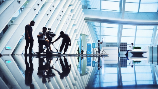 做一條短視頻一般多少錢？鄭州視頻拍攝費(fèi)用深度解析